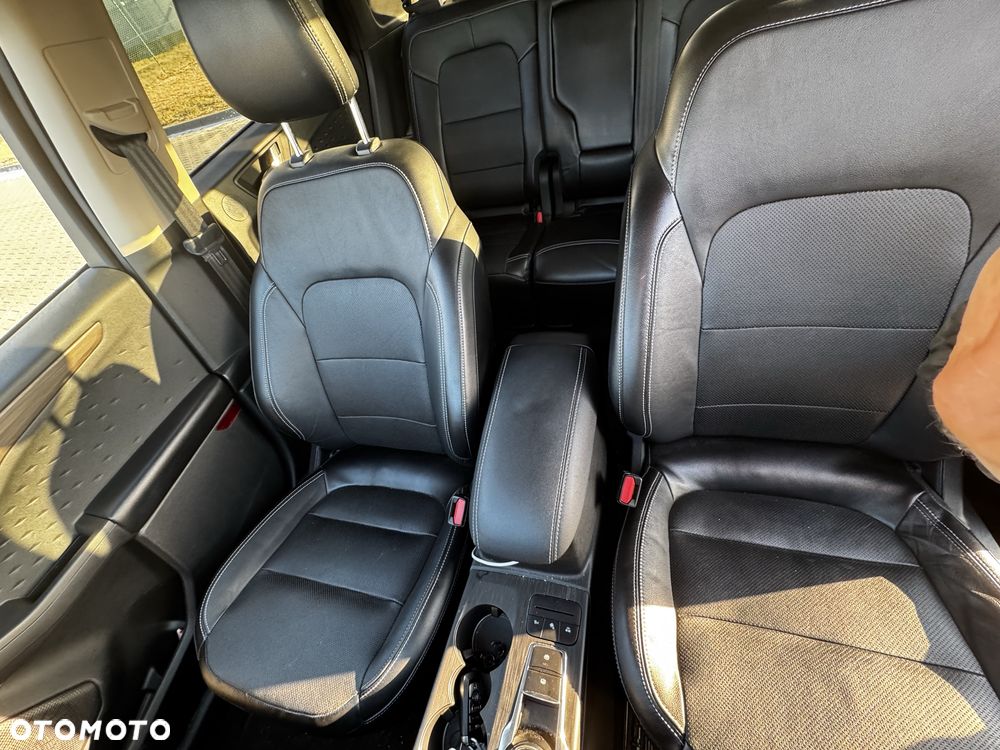 Ford Escape - 4
