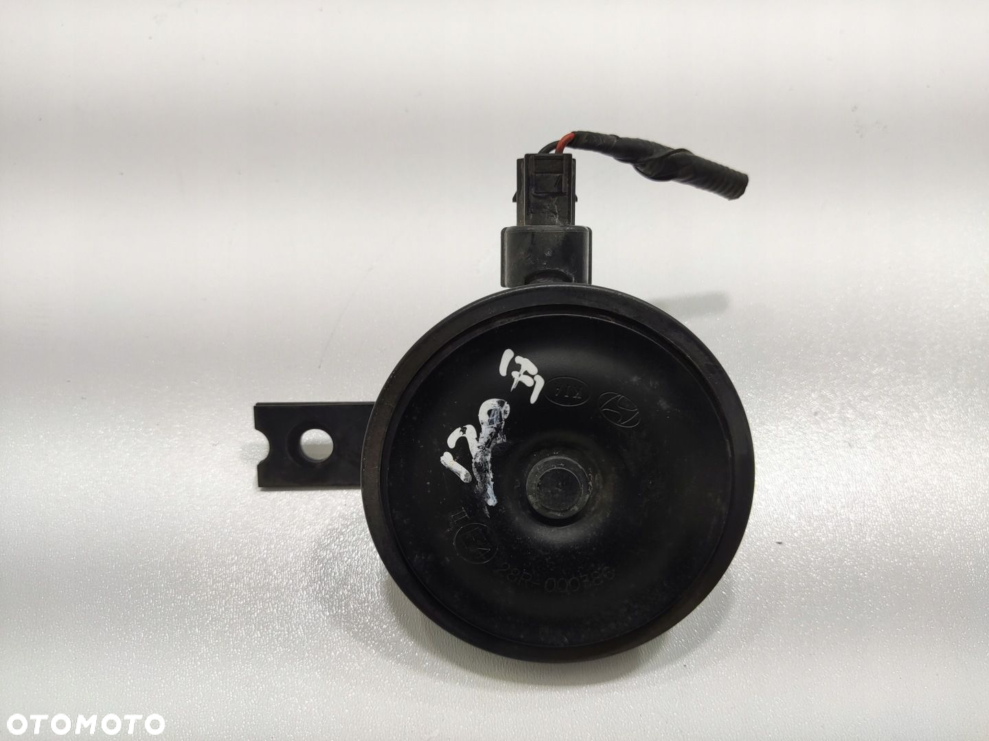 KLAKSON SYGNAŁ DŹWIĘKOWY HYUNDAI I20 II 2014-2018 96610-C8000 - 2