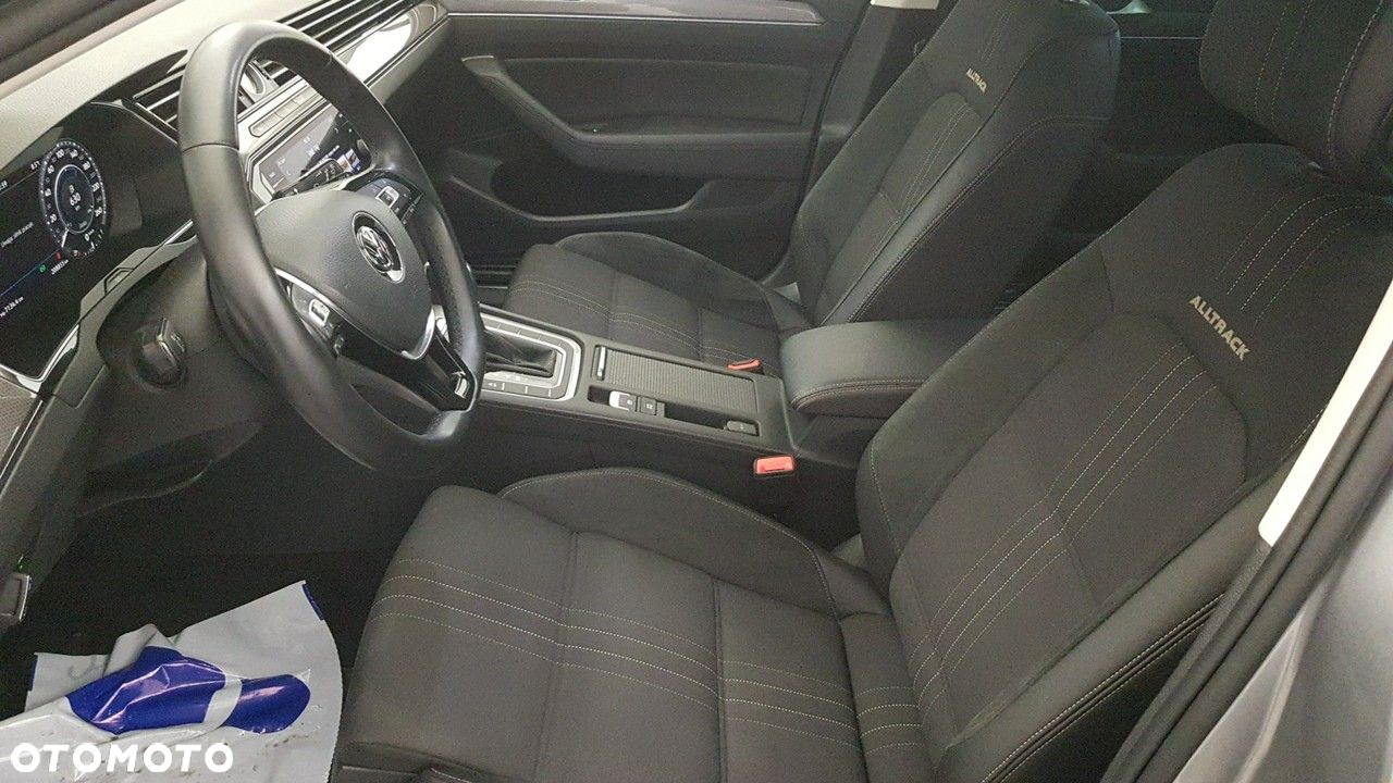 Volkswagen Passat Alltrack - 20