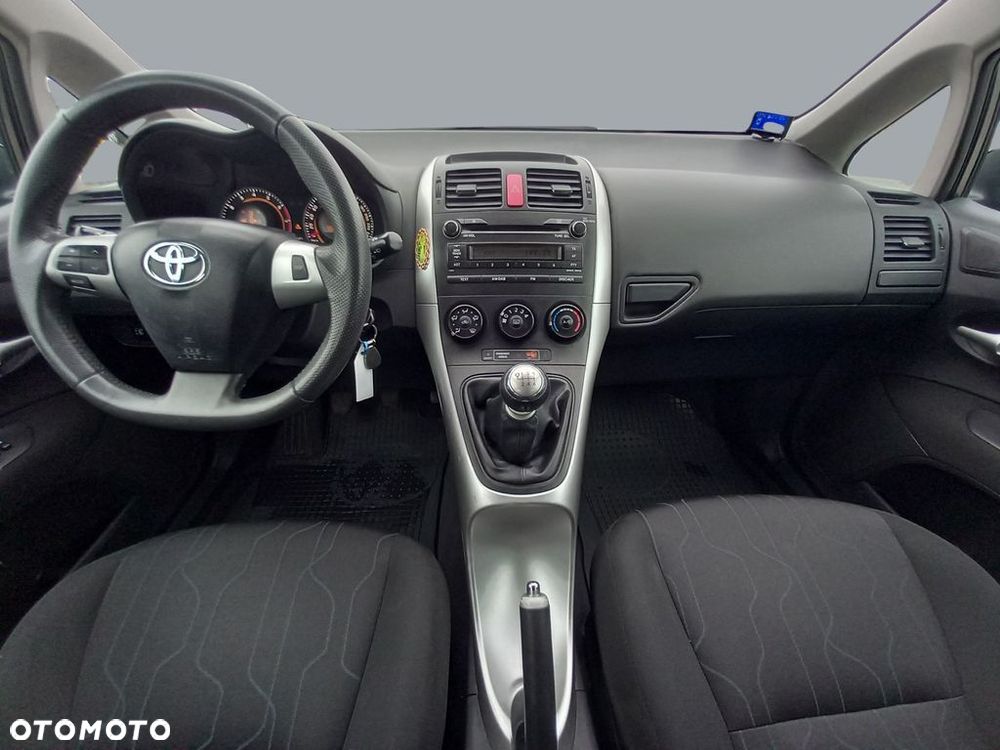 Toyota Auris 1.33 VVT-i Active - 17