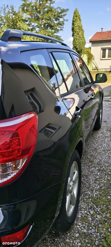 Toyota RAV4 2.2 D-4D Premium - 9