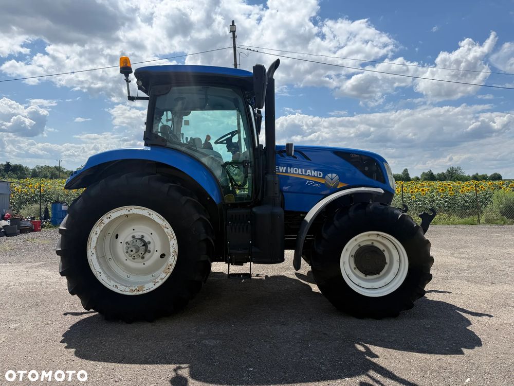 New Holland T 7.210 - 4
