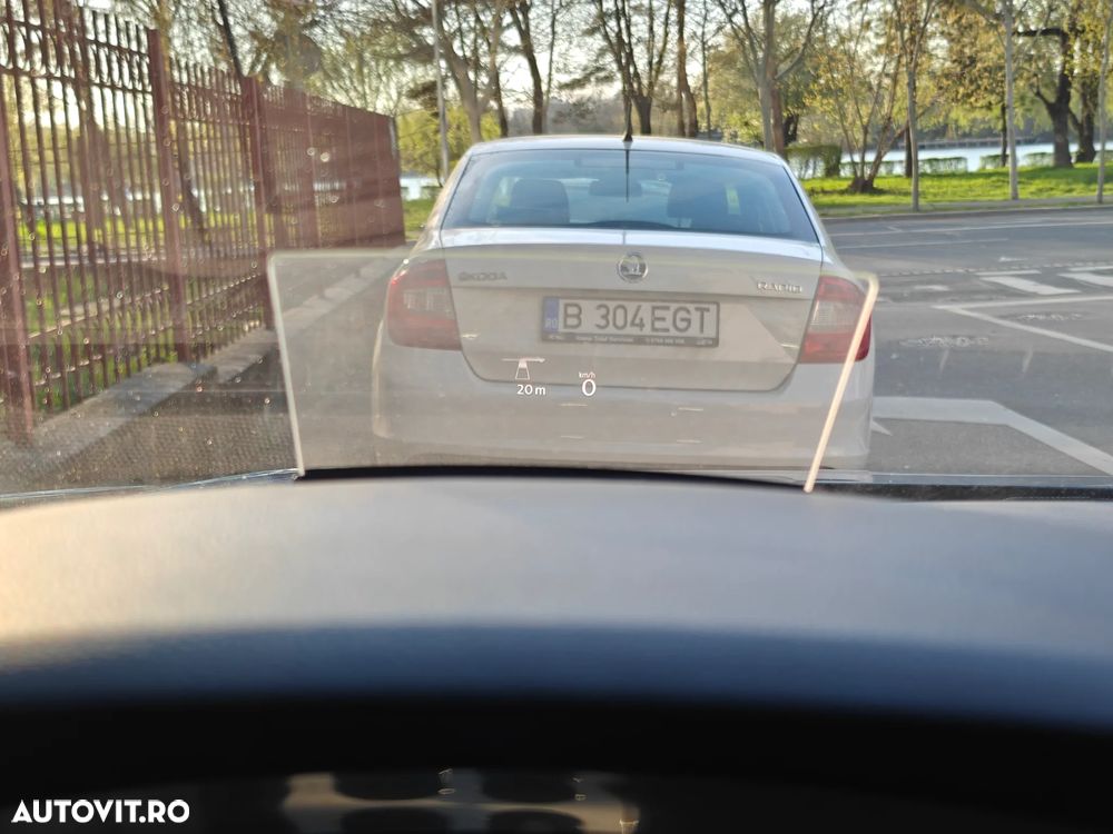 Volkswagen Tiguan - 10