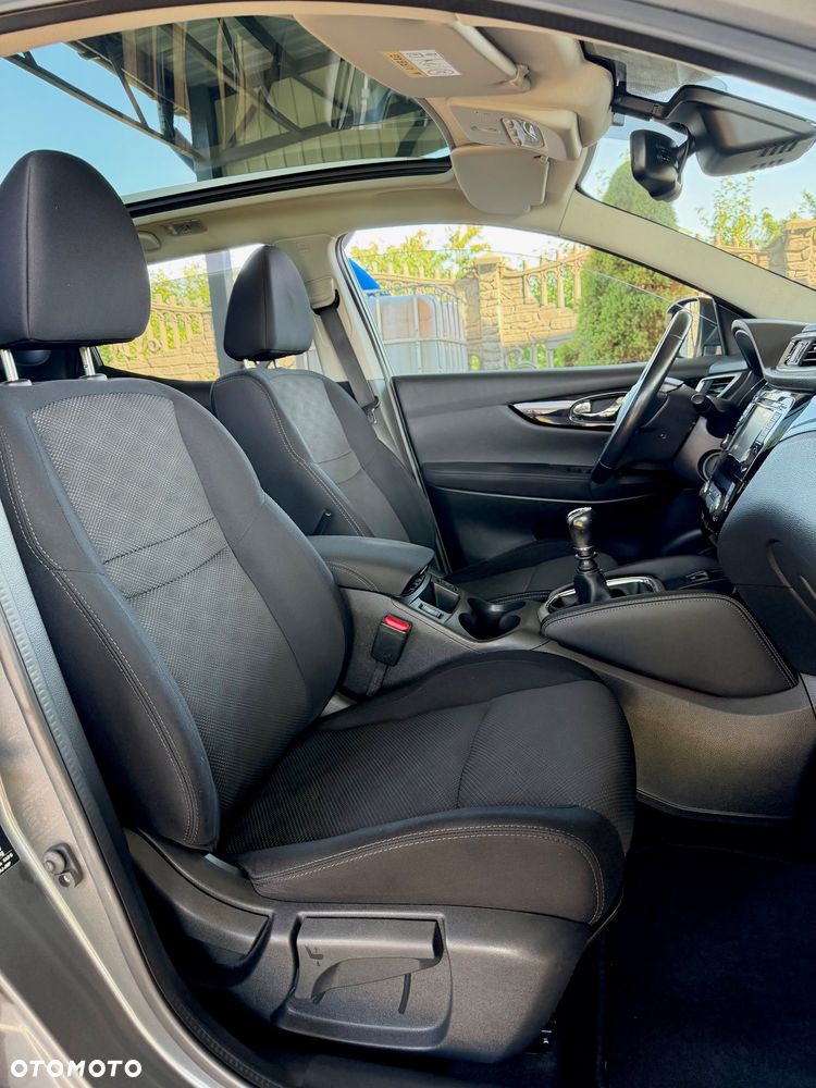 Nissan Qashqai 1.2 DIG-T Tekna - 10