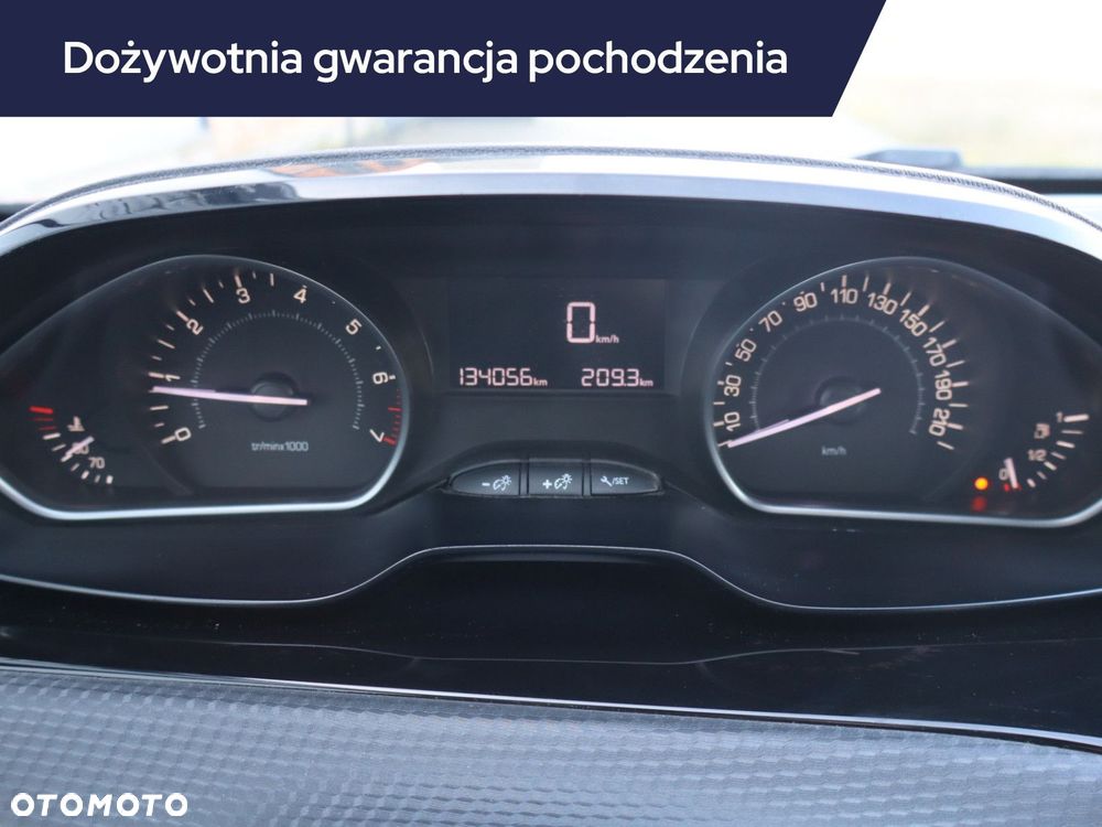 Peugeot 208 - 13