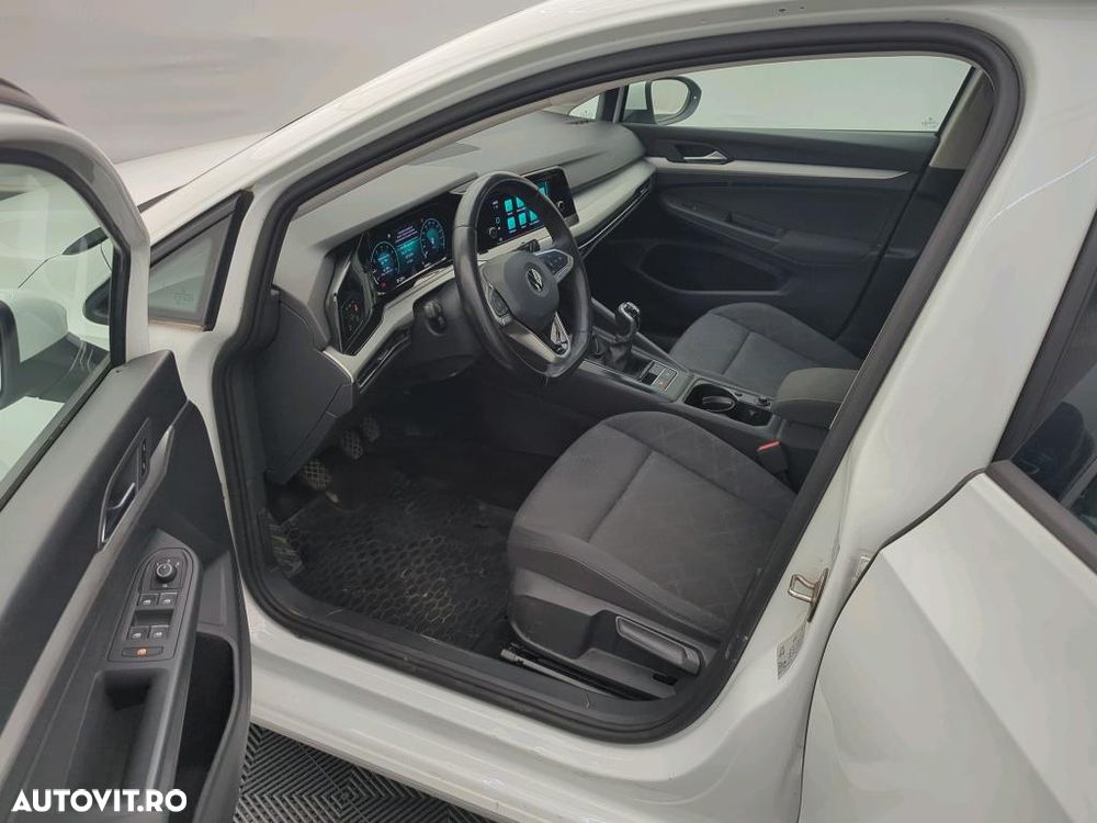 Volkswagen Golf - 3