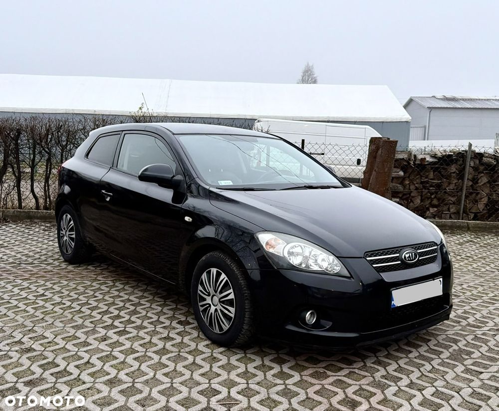 Kia Ceed - 3