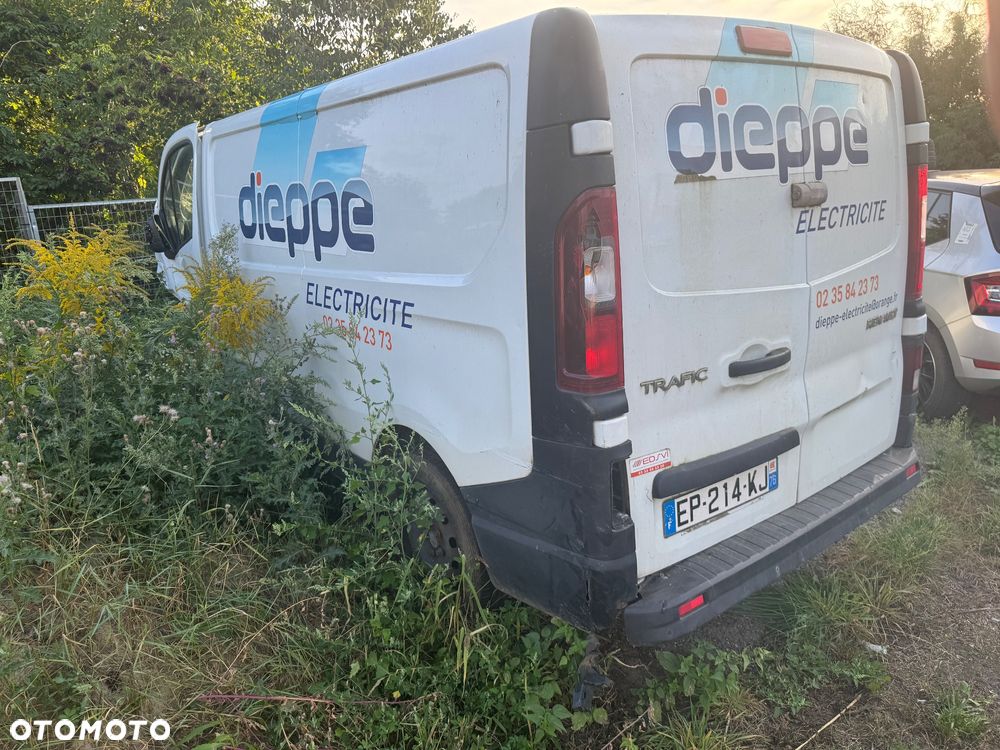 Renault Trafic - 16