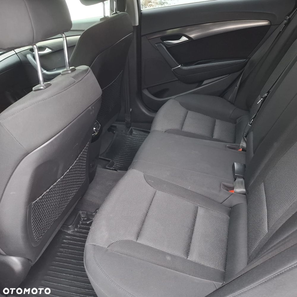 Hyundai i40 Kombi blue 1.7 CRDi DCT Style - 14