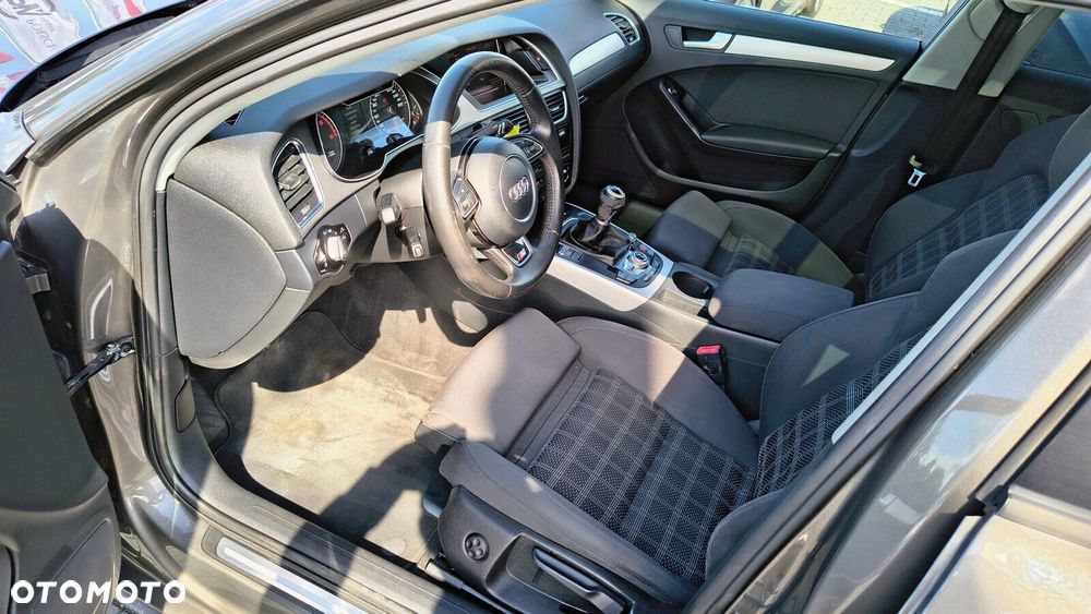 Audi A4 Avant - 11