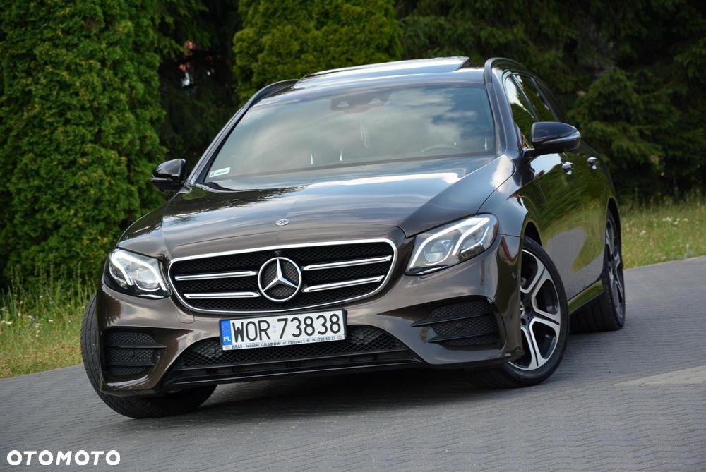 Mercedes-Benz Klasa E 250 9G-TRONIC - 3