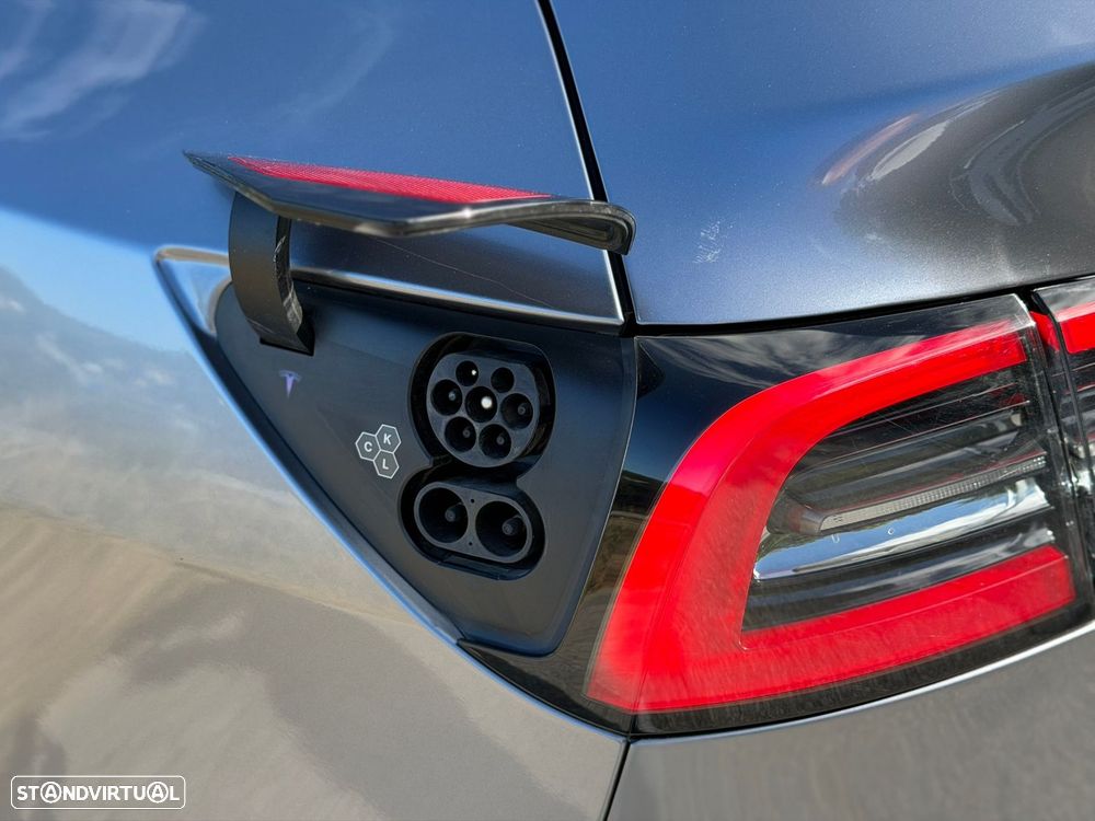 Tesla Model Y Long Range Tração Traseira - 59