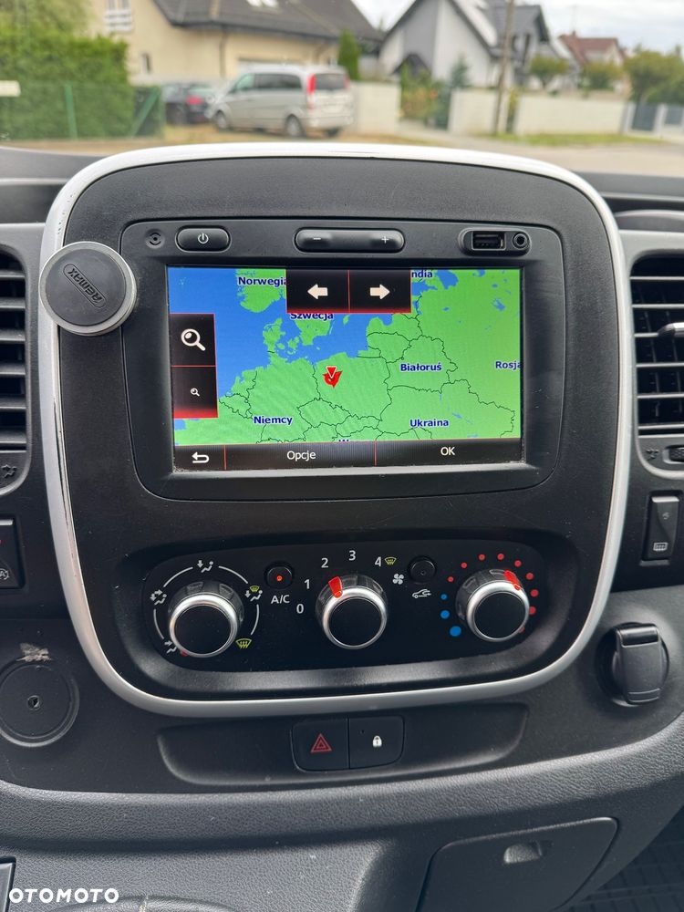 Renault Trafic - 24