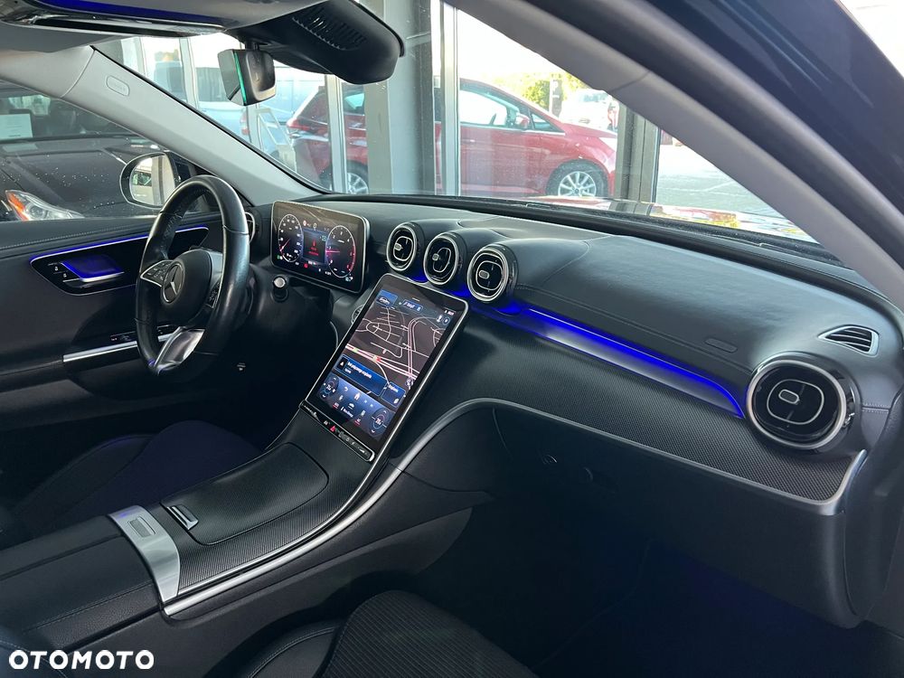 Mercedes-Benz Klasa C 220 d 4MATIC 9G-TRONIC - 39