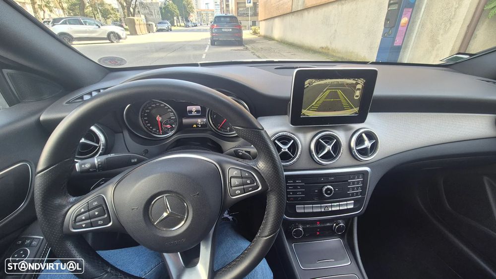Mercedes-Benz CLA 180 d Aut. - 9
