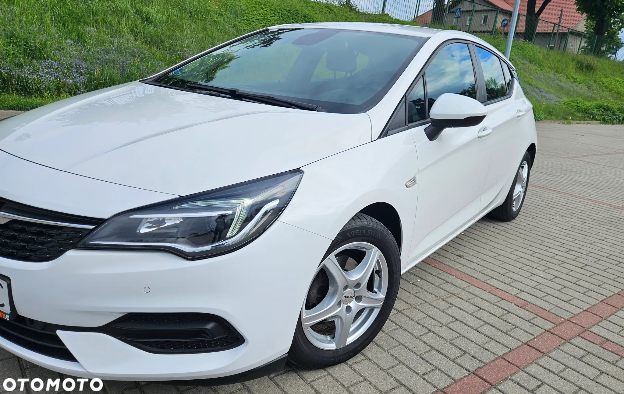 Opel Astra - 11