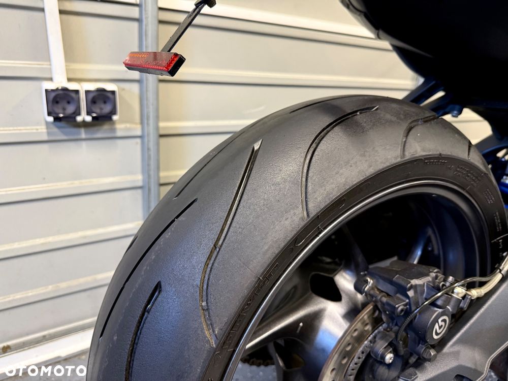 Triumph Street Triple - 5