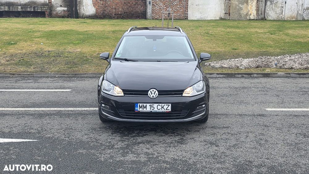 Volkswagen Golf 2.0 TDI Highline - 35