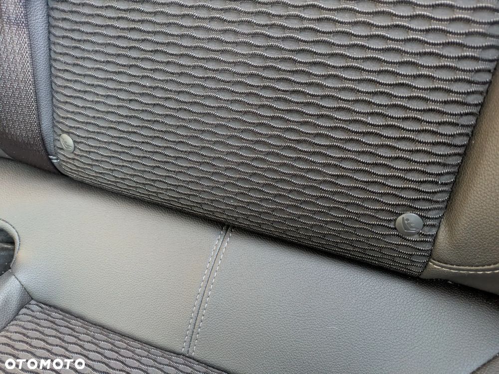 Opel Insignia ver-sports-tourer-2-0-diesel-edition - 21