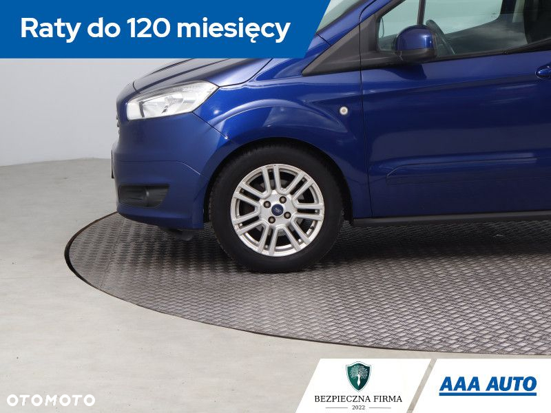 Ford Tourneo Courier - 15