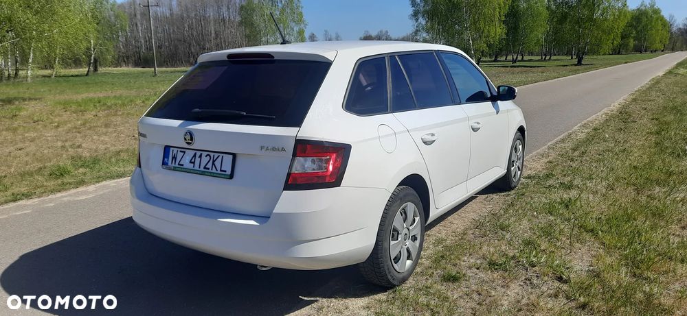 Skoda Fabia 1.0 TSI Active - 4