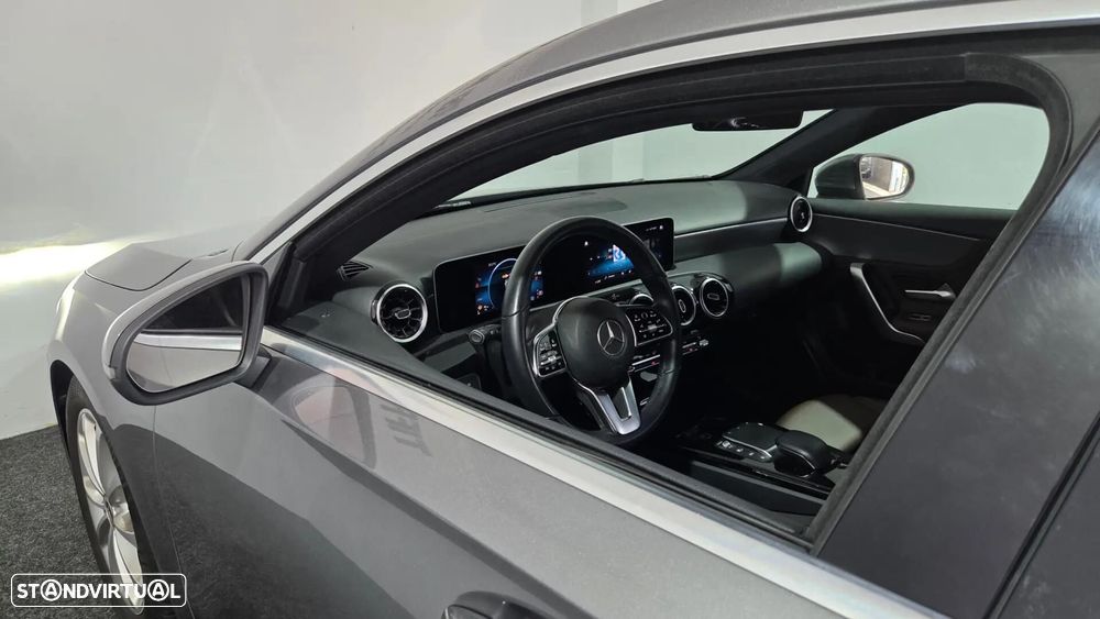 Mercedes-Benz A 180 d Progressive Aut. - 12