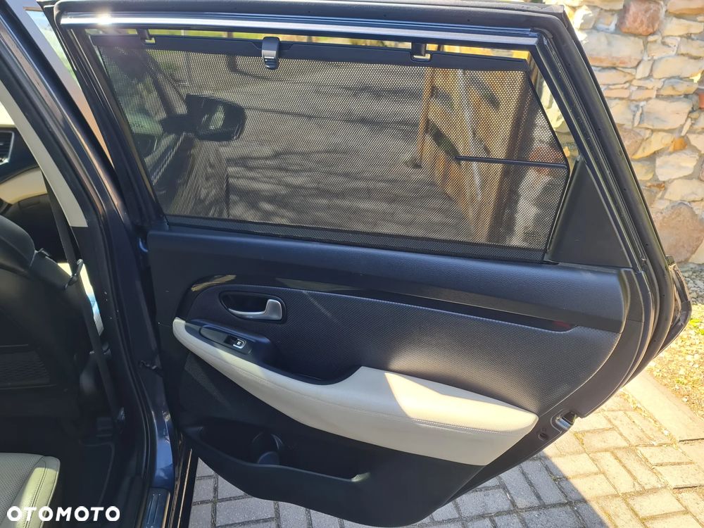 Kia Carens 1.6 GDI Business Line 7os EU6 - 27