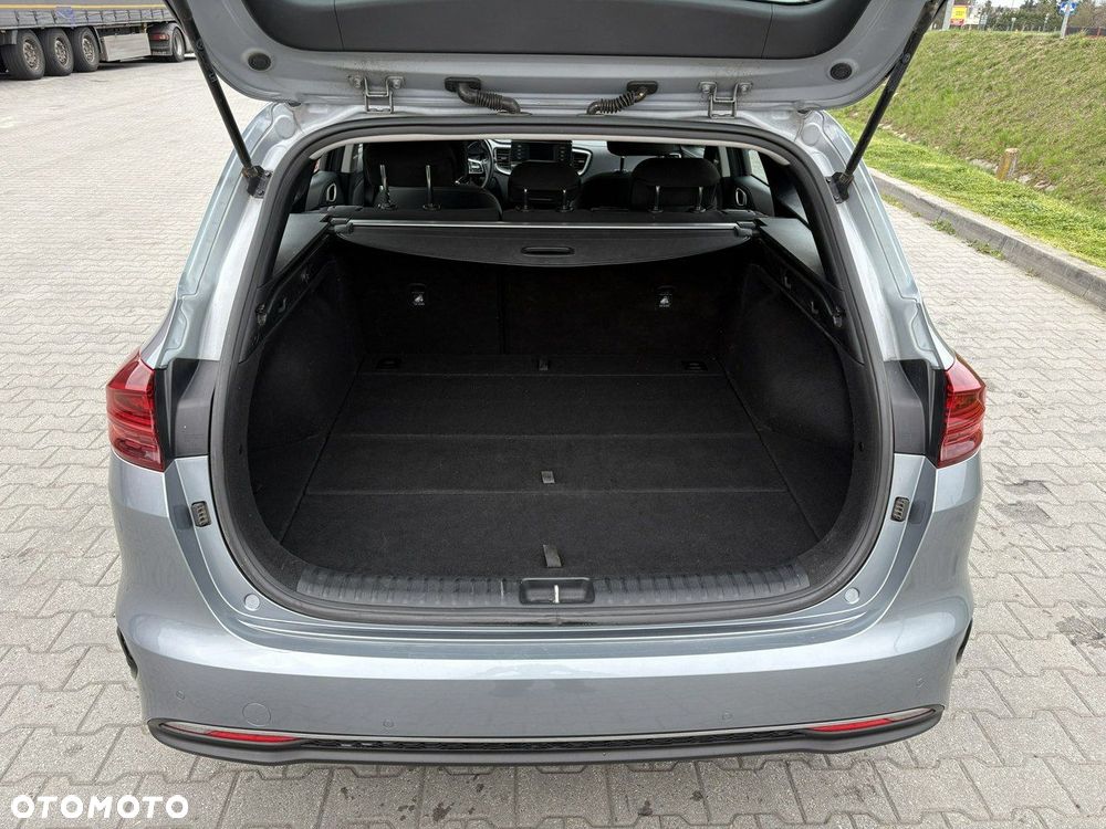 Kia Ceed - 5