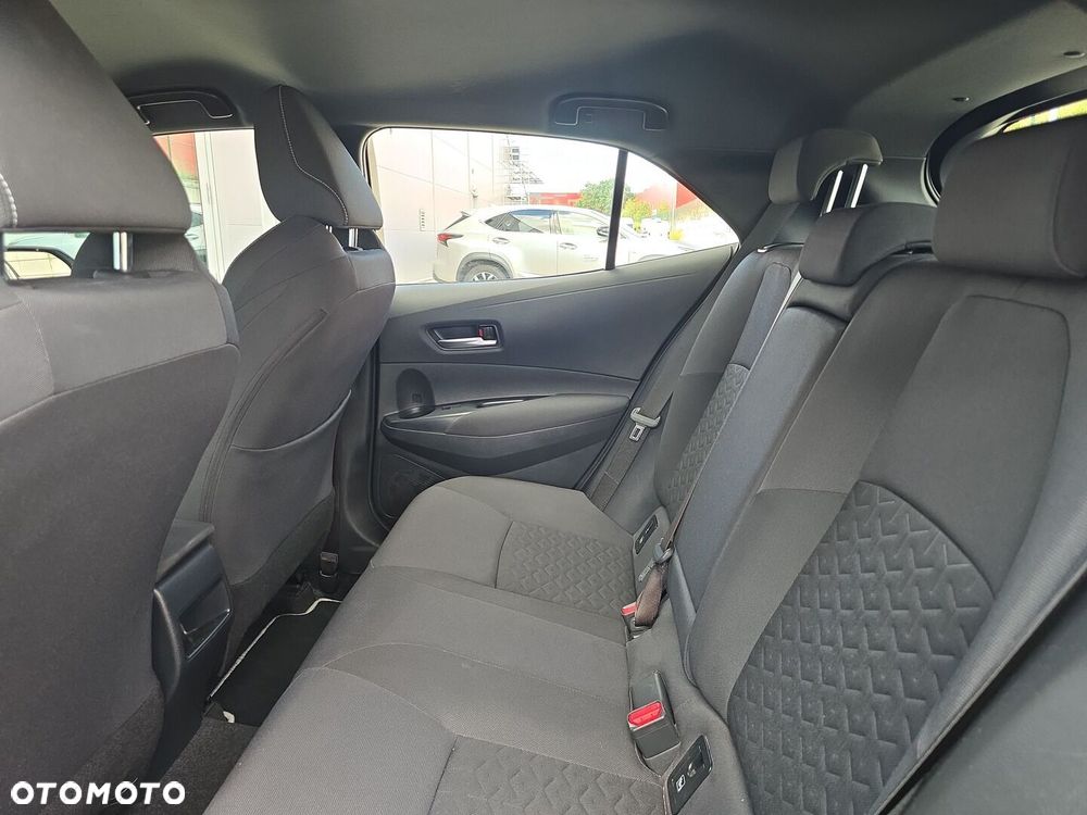 Toyota Corolla 1.8 Hybrid Comfort - 13
