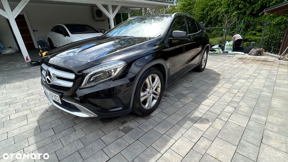 Mercedes-Benz GLA 200 7G-DCT - 1