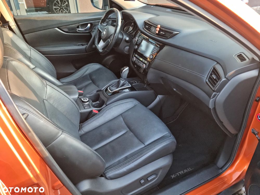 Nissan X-Trail 2.0 dCi ALL-MODE 4x4i Xtronic Tekna - 25