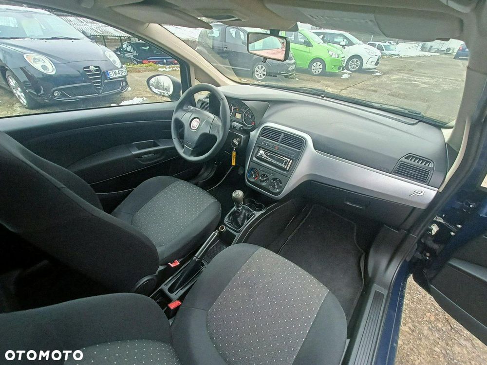 Fiat Grande Punto - 22