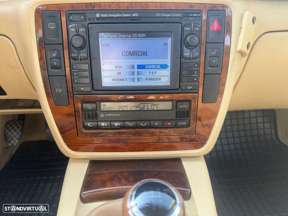 VW Passat Variant 1.9 TDi Exclusive - 19