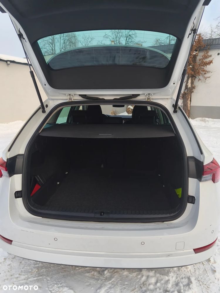 Skoda Octavia 2.0 TDI Ambition DSG - 13
