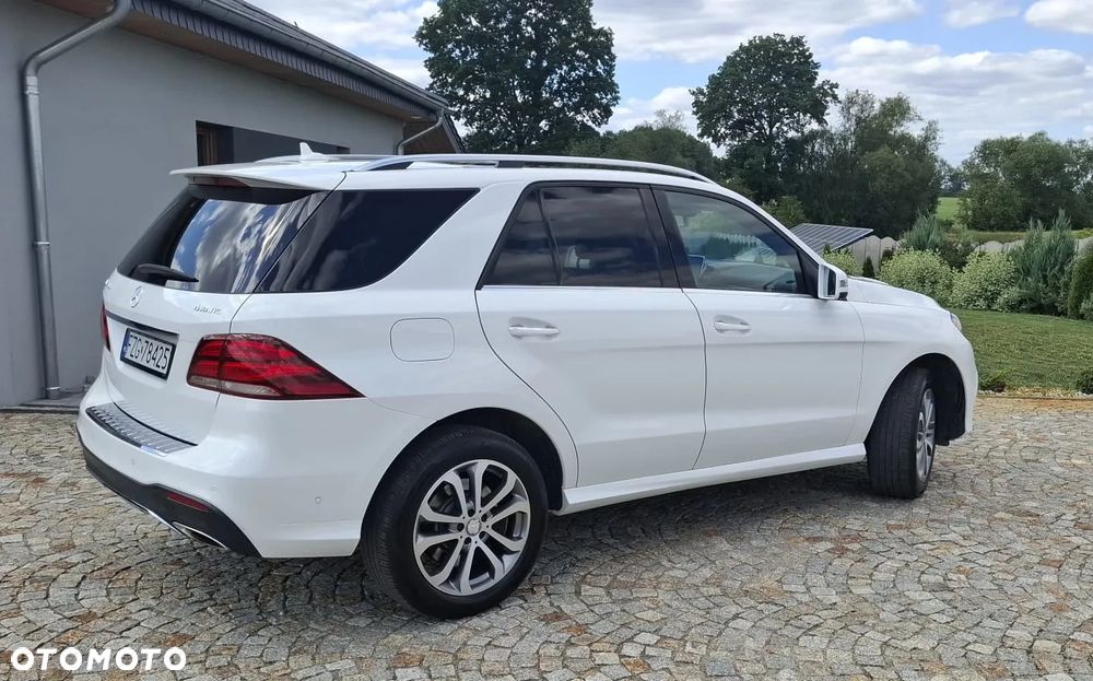 Mercedes-Benz GLE 400 4-Matic 7G-TRONIC - 4
