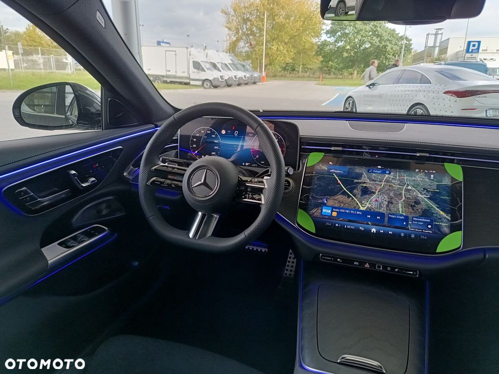 Mercedes-Benz Klasa E - 18