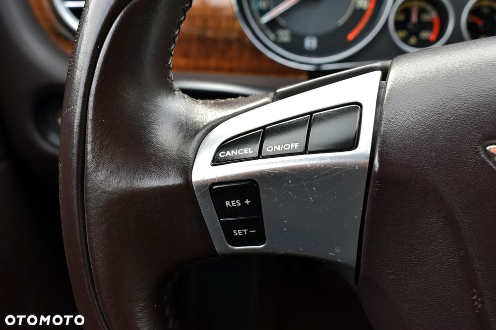 Bentley Continental GT V8 - 8