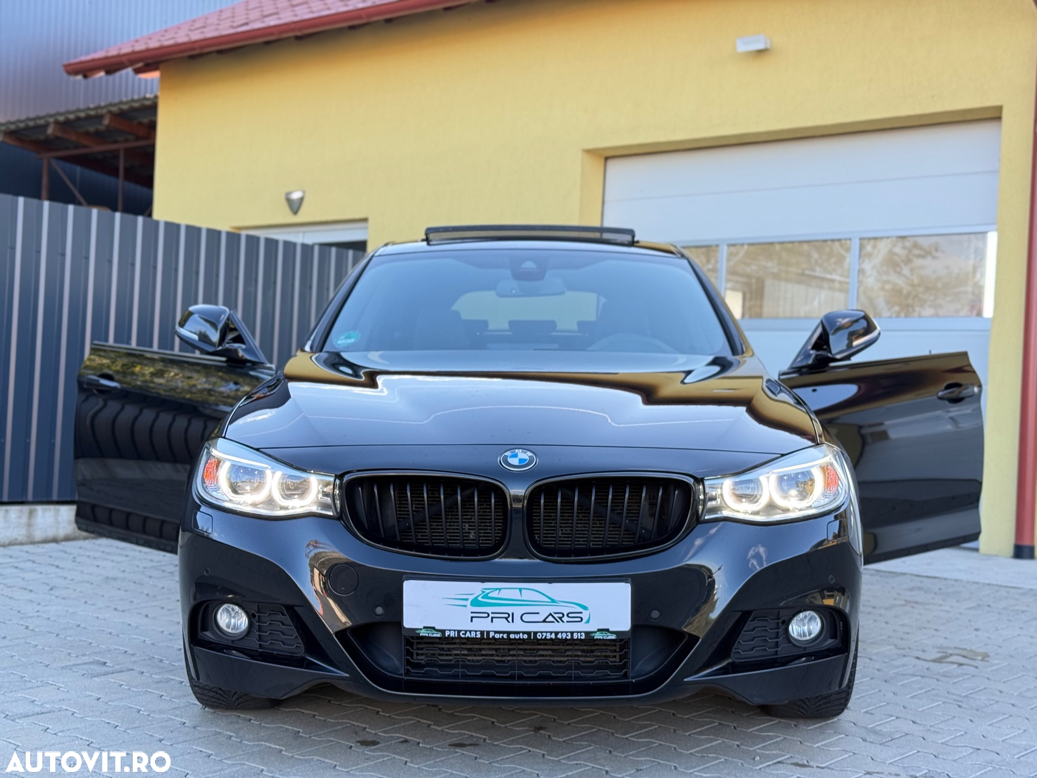 BMW Seria 3 320d GT Aut. - 39