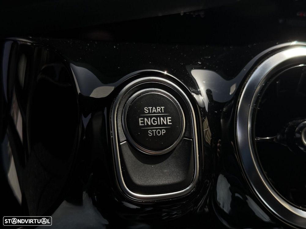 Mercedes-Benz GLA 250 e 8G-DCT Progressive - 39