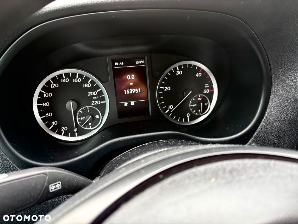 Mercedes-Benz Vito - 8