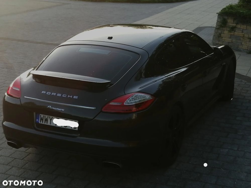 Porsche Panamera 4 PDK - 9