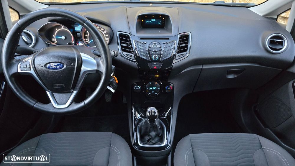 Ford Fiesta - 10