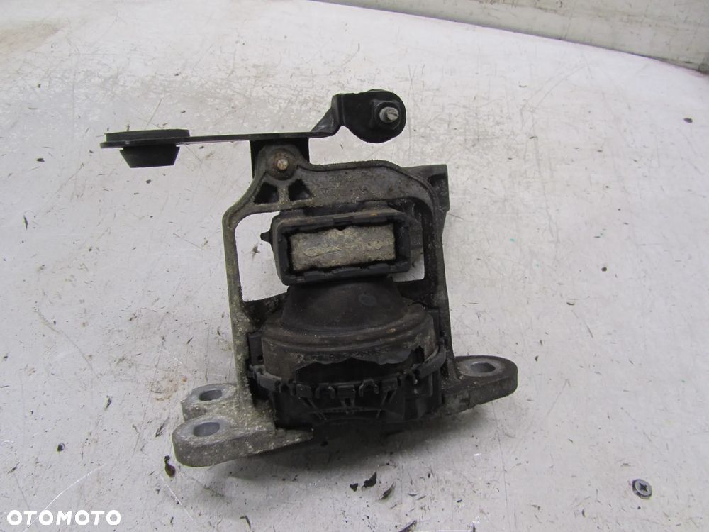 renault trafic-vivaro-talento 1.6 łapa-poduszka silnika 1.6 dci - 3