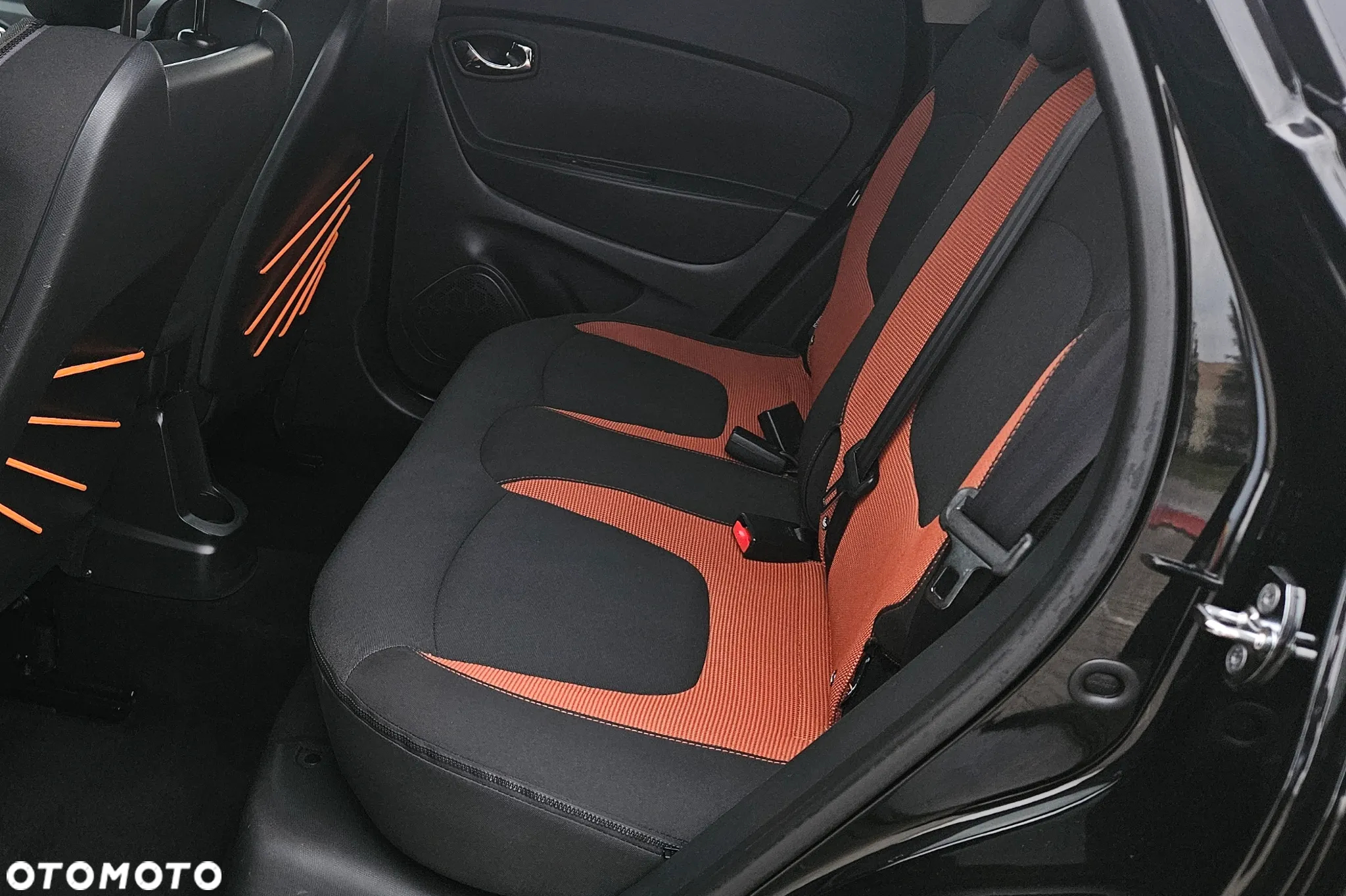 Renault Captur 1.2 TCe Zen EDC - 9