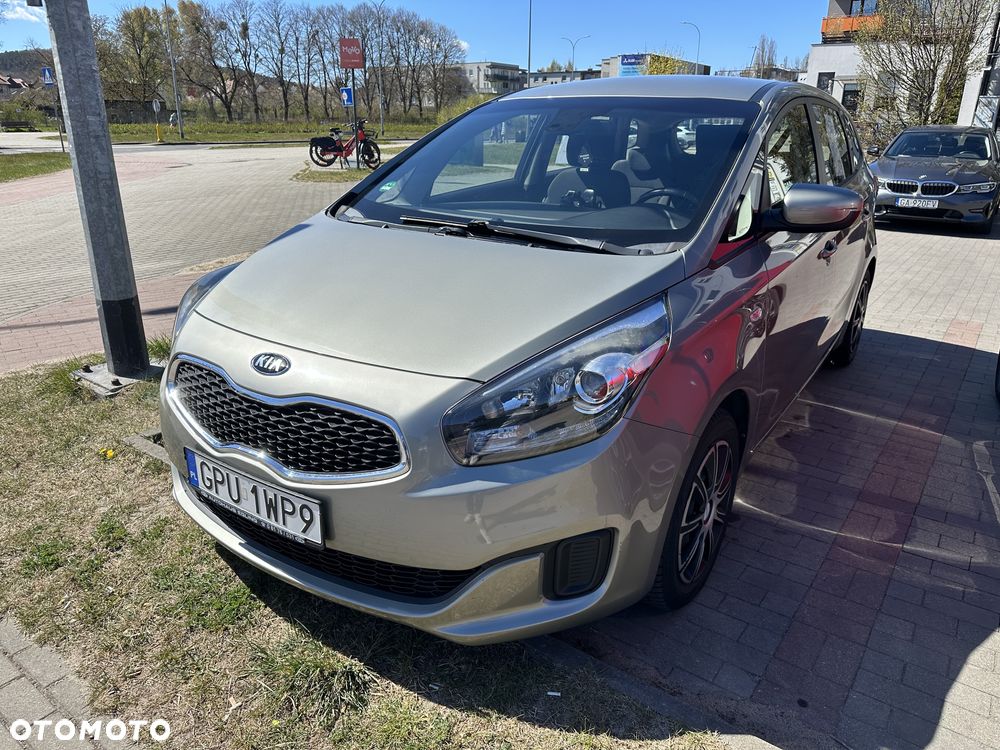 Kia Carens 1.6 GDI L 7os - 2