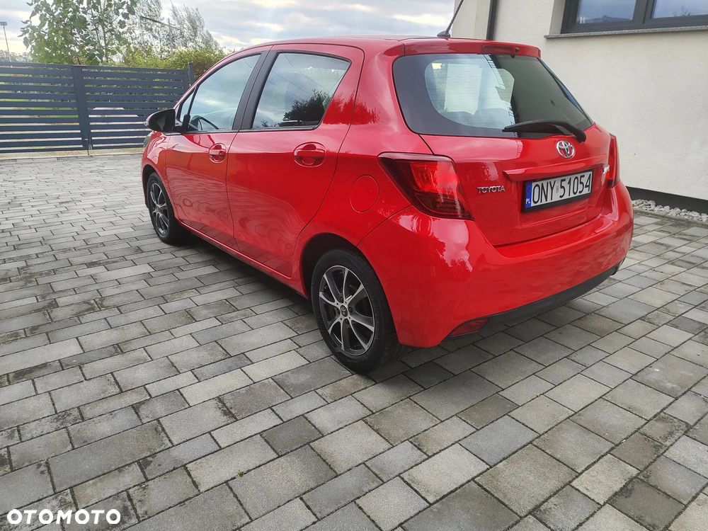 Toyota Yaris 1.0 Premium EU6 - 13