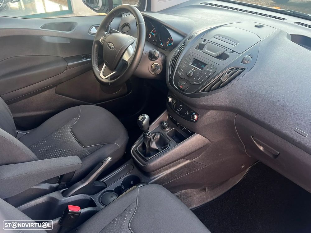 Ford Transit Courier 1.5 TDCi 100cv - 22