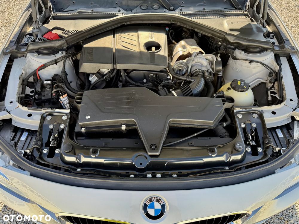 BMW Seria 3 316i - 39
