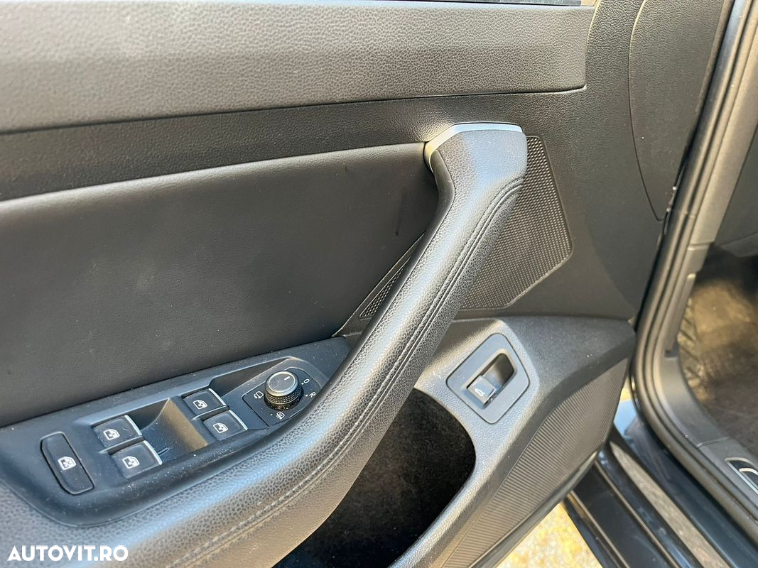 Volkswagen Passat - 20