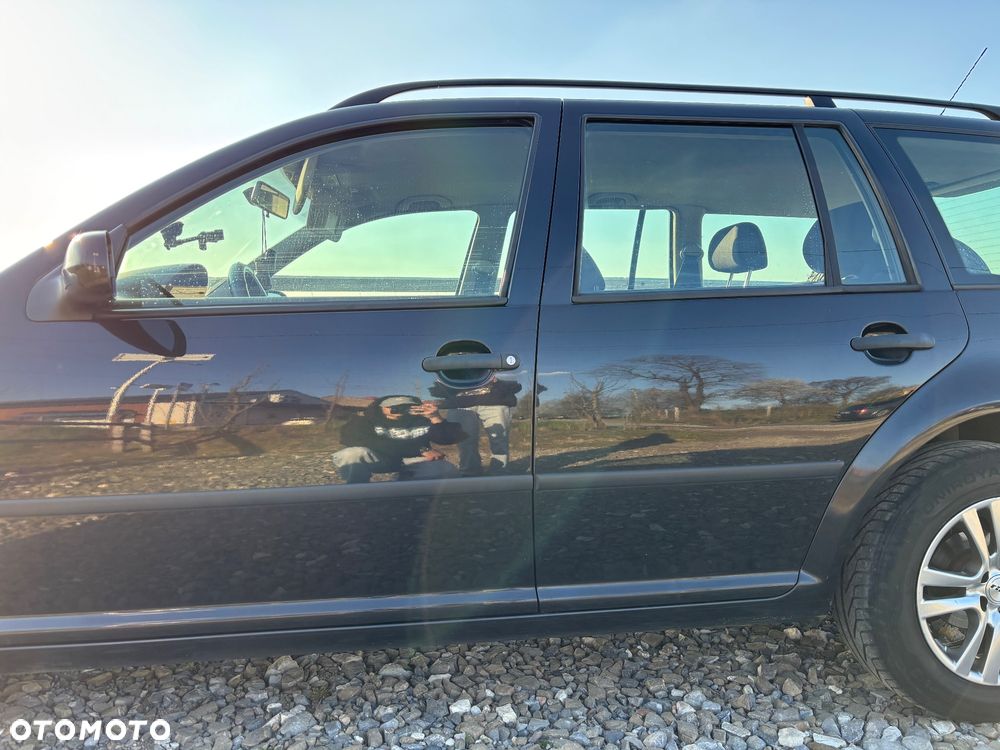 Volkswagen Golf 1.9 TDI Basis - 6